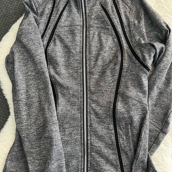 Lululemon Define Jacket - Like NEW - Picture 2 of 4